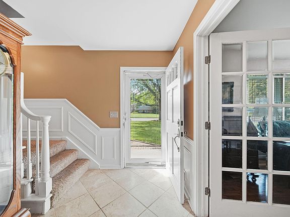 4th image of 4312 Appletree Ln