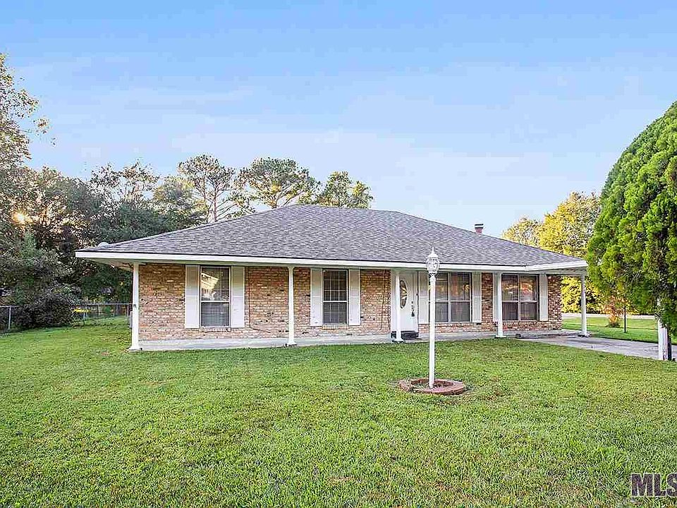 1st image of 12765 Middlewood Dr