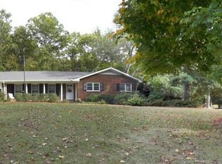 601 Crestview Rd, Anniston, AL 36207