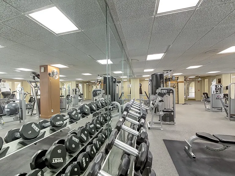 230 E Flamingo Rd #228 — Photo 30