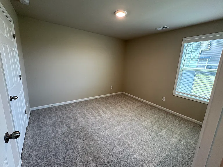 111 Highland Park Dr — Photo 16