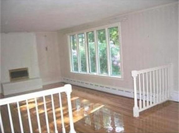 2nd image of 159 Pleasant St #159
