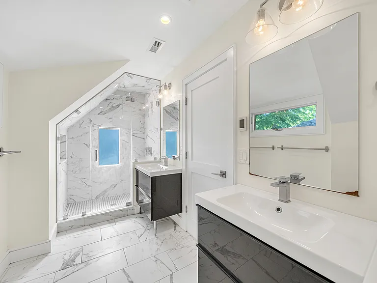59 Fresh Pond Ln — Photo 21