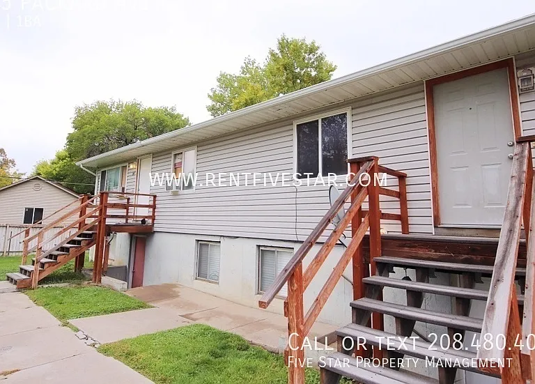 385 Packard Ave — Photo 1