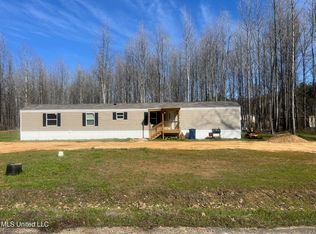 1725 McClyde Rd, Como, MS 38619