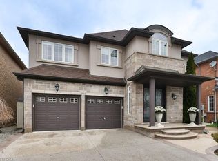 4663 Leanna Heights Rd, Burlington, ON