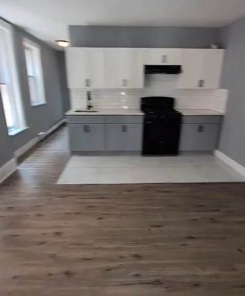 904 3rd Ave #1 — Photo 2
