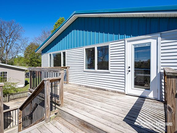 5th image of 13395 Lime Lake Dr NE