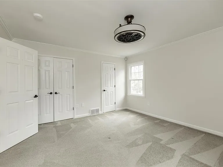 8441 Dogwood Rd — Photo 6