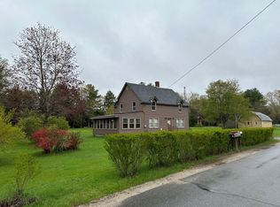 127 Meetinghouse Rd, Hinsdale, NH 03451