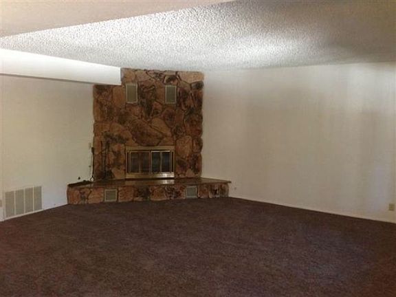 2nd image of 1170 Herbert Ave #D