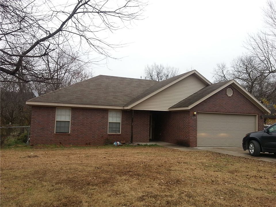 1st image of 224 Doke St