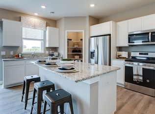 232 Snowdrop Trl, Waconia, MN 55387