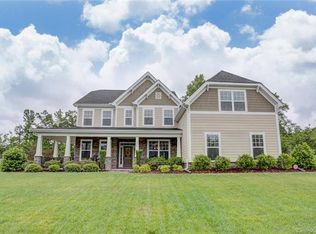 4042 Lake Prairie Dr, Matthews, NC 28104