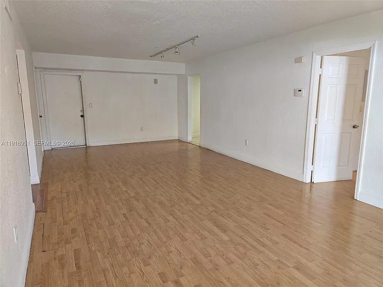 7925 SW 104th St #201-E — Photo 19