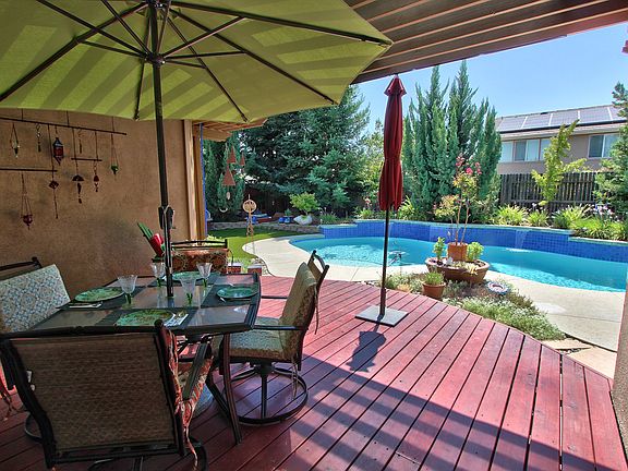 5th image of 705 Marbella Ct