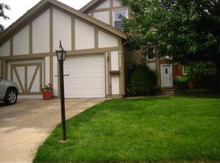 7232 Mastin St, Merriam, KS 66203