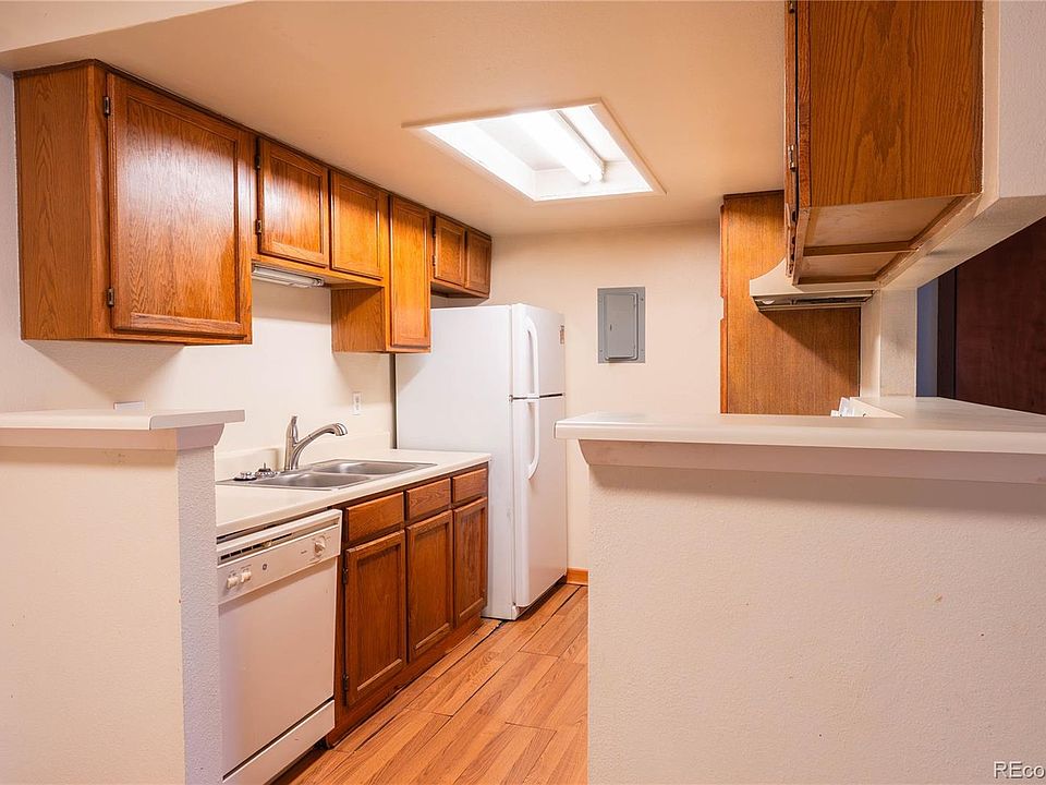 1st image of 901 S Zeno Way #102