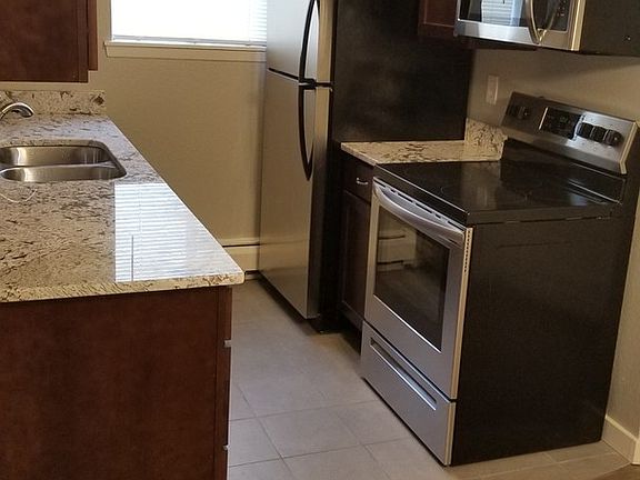 4th image of 2742 Hennepin Ave APT 302