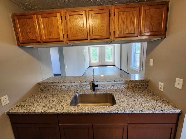 2566 Beekman St APT 3A