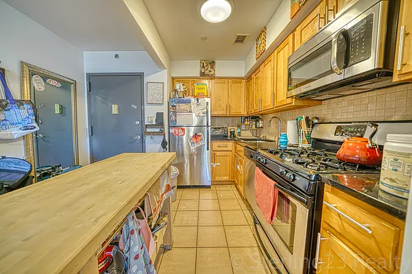 Rented by Sterling Realty Plus Inc | media 28
