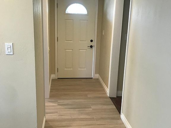 5th image of 10127 La Cima Dr