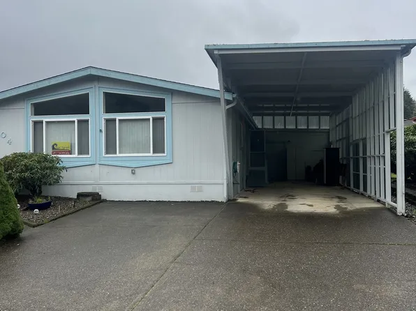 100 River Bend Rd Space 104, Reedsport, OR 97467