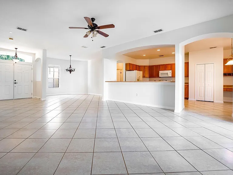 3901 Bowfin Trl — Photo 2