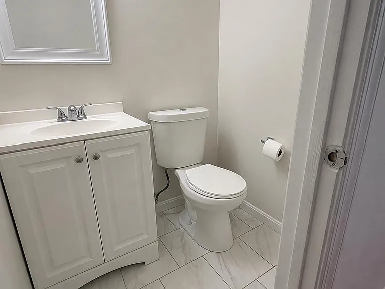 15711 Ambiance Dr — Photo 9