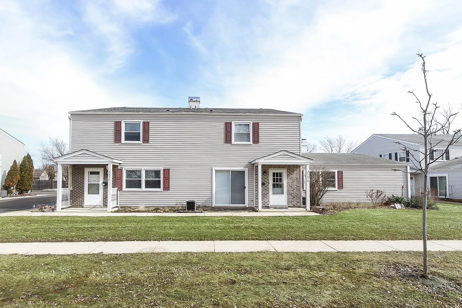 167 Peter Ct Unit B photo 1