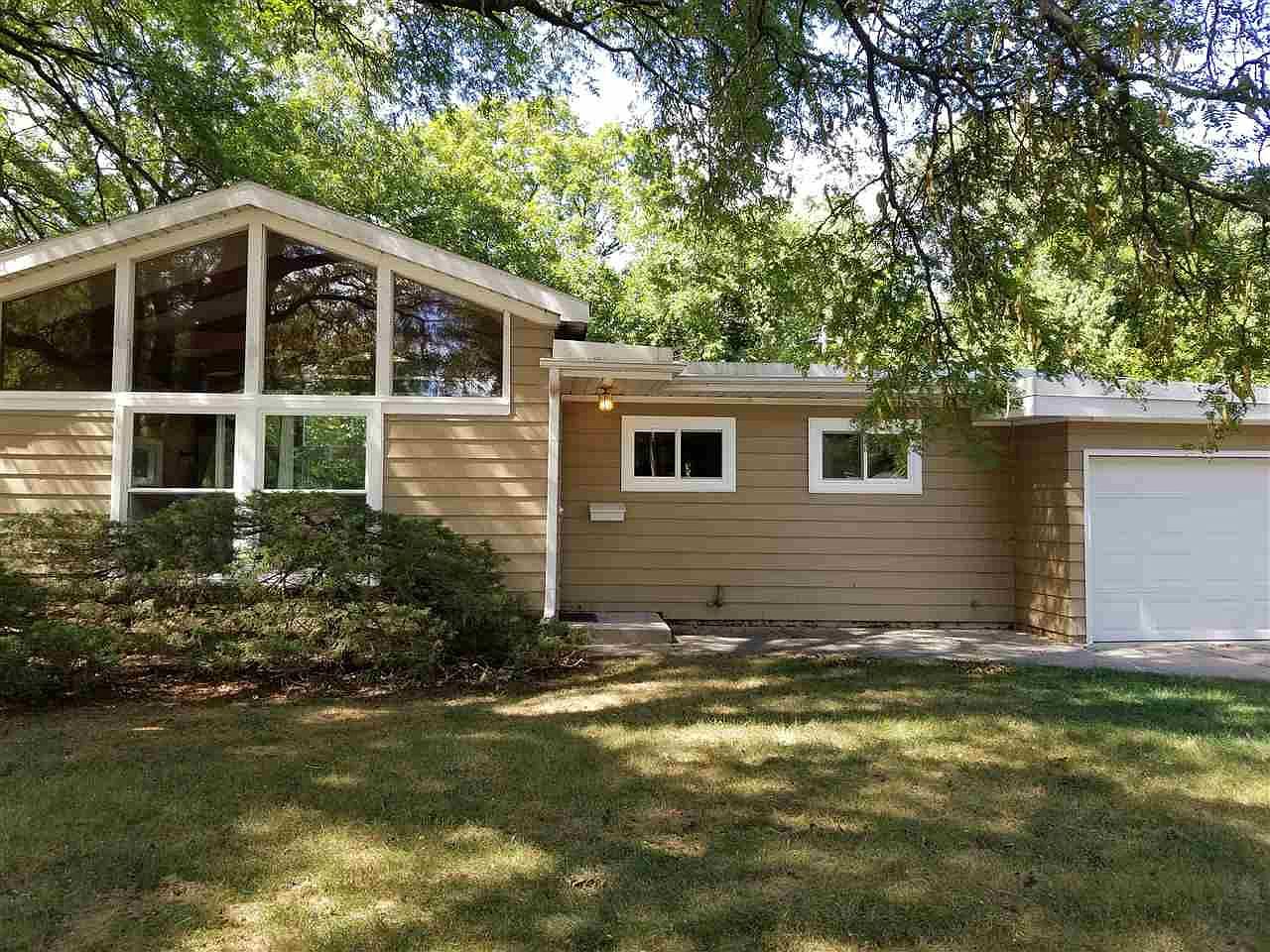6105 Bridge Rd, Monona, WI 53716 Zillow