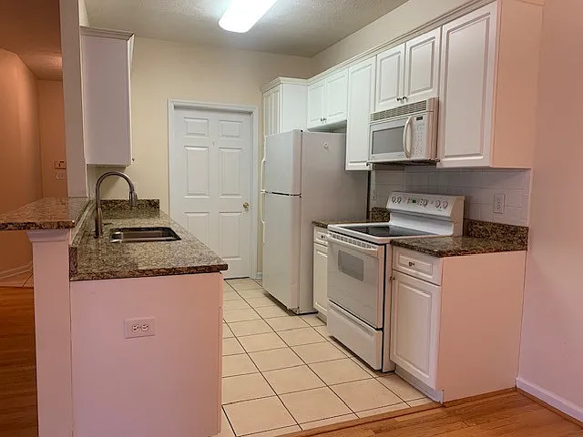 3139 Wisteria Ln #202 — Photo 55