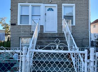 5703 W 64th Pl #1R, Chicago, IL 60638