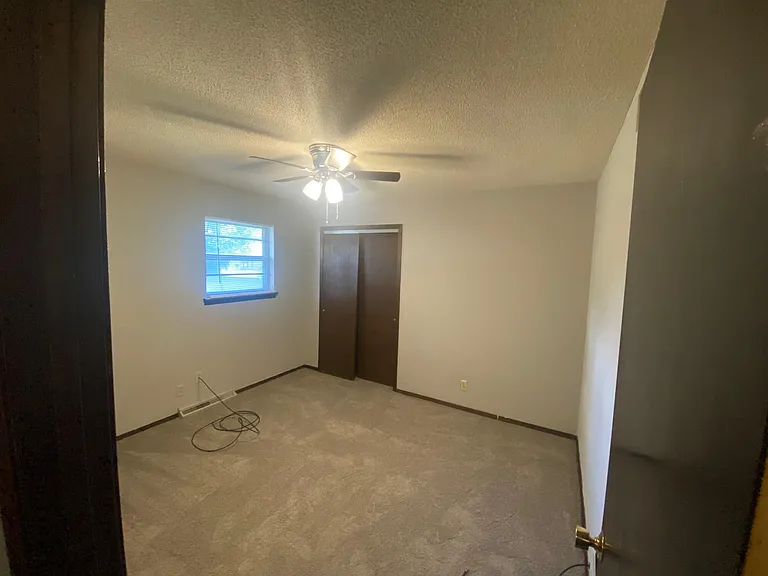 1300 S Roseta Ave — Photo 6