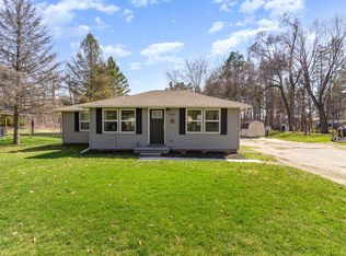 3098 E Miller Rd, Midland, MI 48640