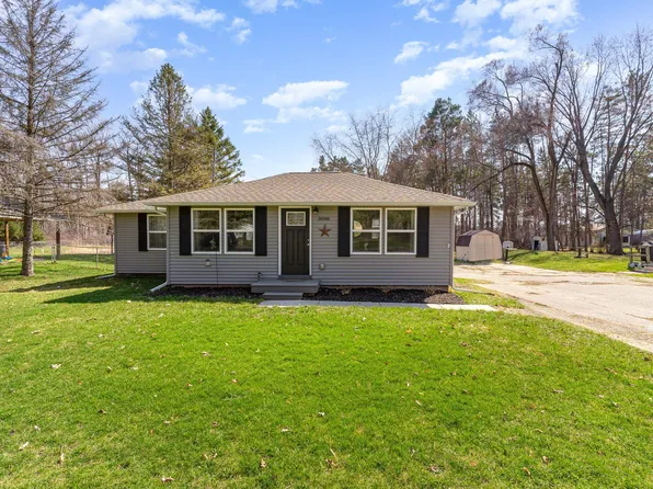 3098 E Miller Rd, Midland, MI 48640