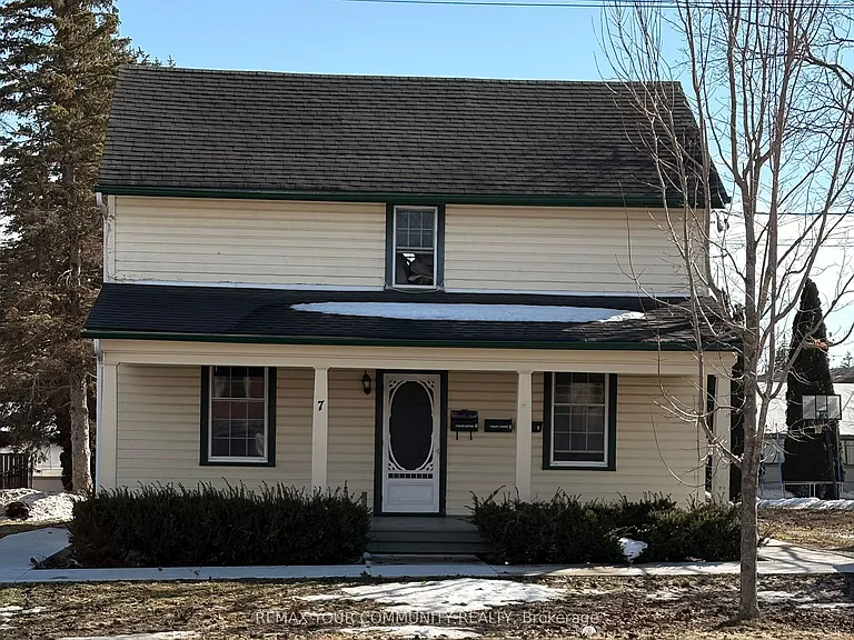 7 Mary St E #2 — Photo 2
