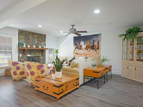 3rd image of 13346 Casey Road