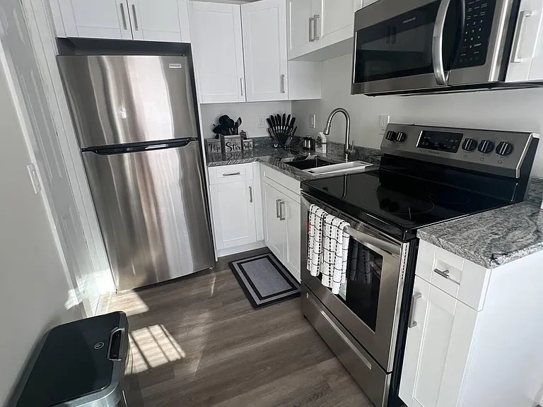 5411 Oceanic Rd #5411 — Photo 2