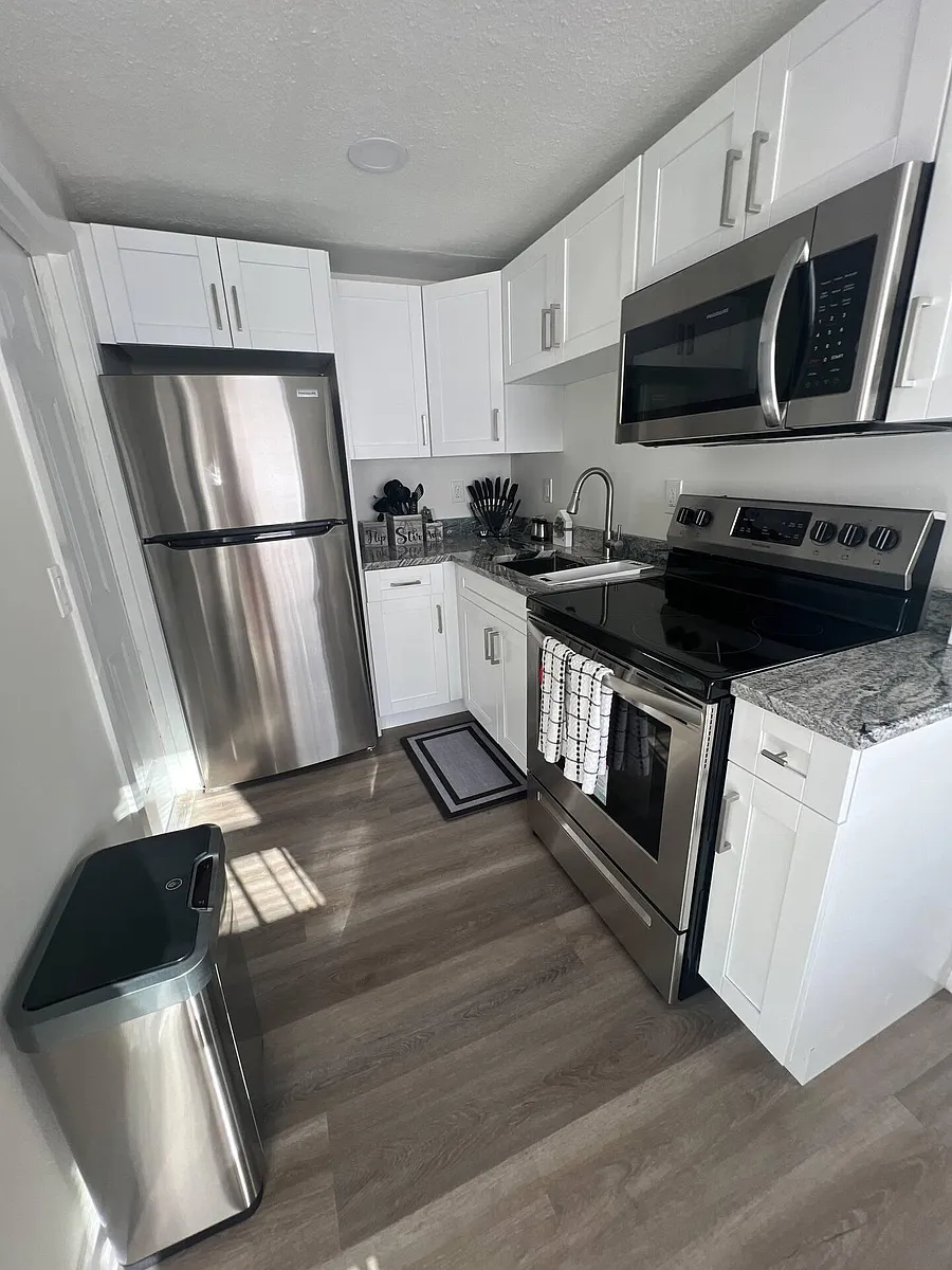 Building Photo - 5411 Oceanic Rd #5411