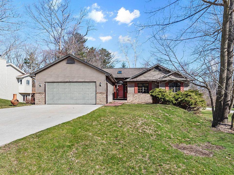 1st image of 812 Sommer DRIVE