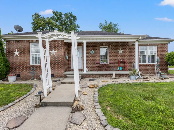 172 Newport Ln, Berea, KY 40403