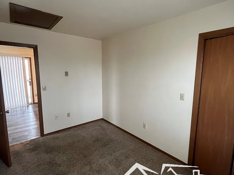 1388 Maricopa Dr #C — Photo 7