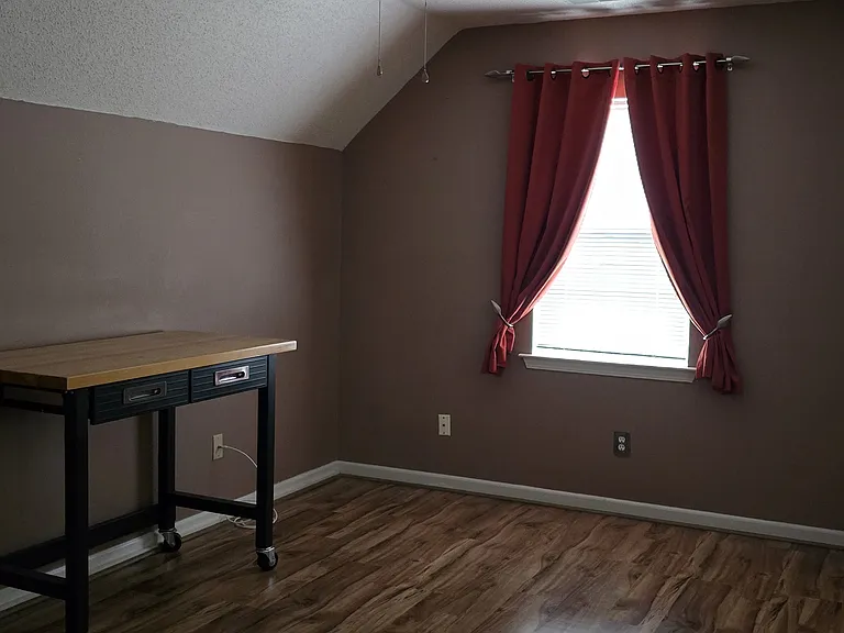1 Bridal Path Ct — Photo 26