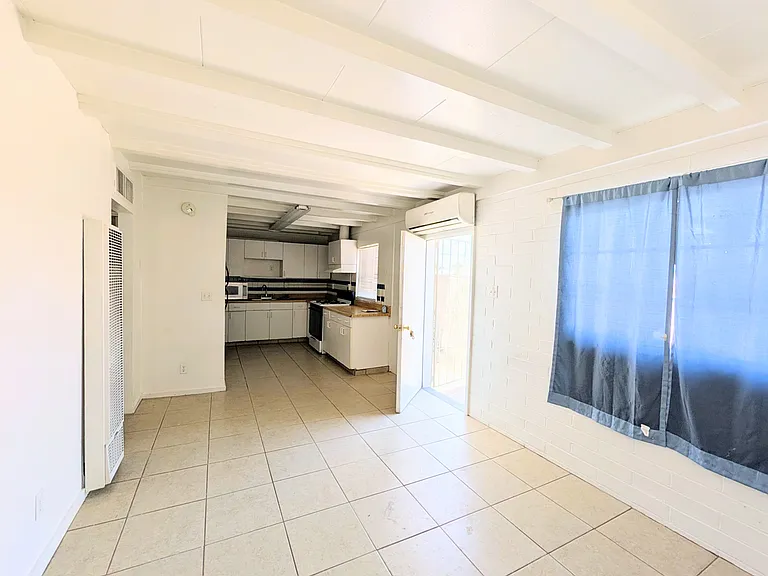 617 E Knox Dr #617 — Photo 5