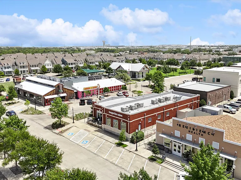 767 W Main St #201 — Photo 30