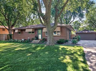 340 Sunrise Ln N, Champlin, MN 55316