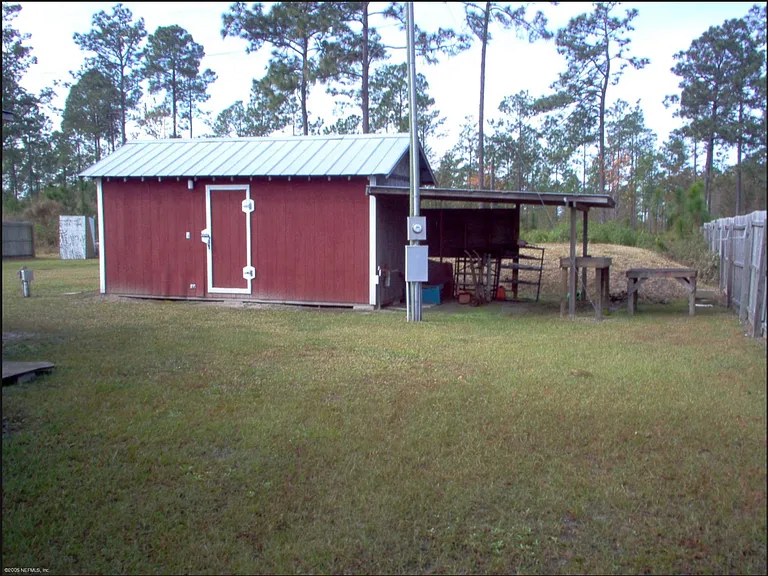 2262 Chaffee Rd S — Photo 17