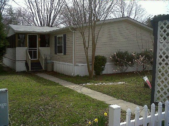 2nd image of 23433 Beacon Ct