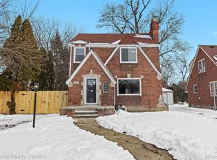 15422 Gilchrist St, Detroit, MI 48227